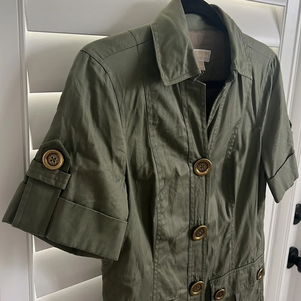 Dress by Michael Kors. - Picture 2 of 8